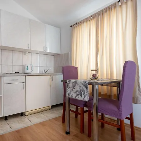 Lezenic Apartman Neum