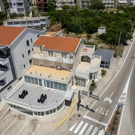 Lezenic Appartement Neum